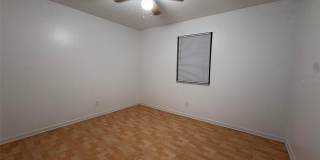 1724 FOXHALL Circle Gallery 15