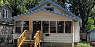 1149 Fleming, 2 bedroom house with basement and garage. Gallery 1