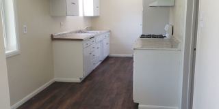 1 bedroom 1 bath - MOVE IN SPECIAL- 1 MONTH FREE 1 bedroom 1 bath - MOVE IN SPECIAL- 1 MONTH FREE Gallery 7