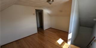 61 Utton Avenue Gallery 25