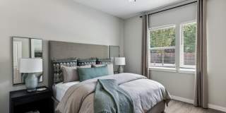 Memorial at Six Gallery 5