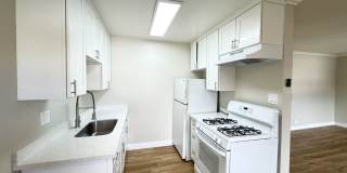 524 E 17th St. Gallery 5