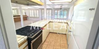 2737 E. Plaimor Avenue in the Sunmor Neighborhood Gallery 3