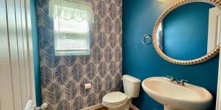 Stunning 4 Bedroom, 2.5 Bath Home Just 3 Blocks to Chesapeake Bay Gallery 16