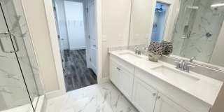 3124 West Azeele Street Gallery 20