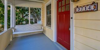 Charming, Renovated Bungalow in NW DC Tenley Area Gallery 4