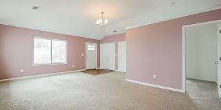 Lake Living at Its Finest in Keego Harbor! Lake Living at Its Finest in Keego Harbor! Gallery 5