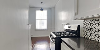 Wilshire Royale Apartments Gallery 20