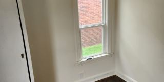 1123 East Blackford Avenue Gallery 9