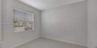 1857 SE 26th Ter Gallery 9