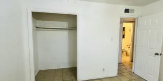 8200 Copper Avenue NE Gallery 13