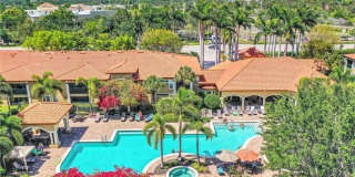 8940 Colonnades Court E Gallery 21