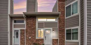 1 Bed 1.5 Bath w/ Detached Garage - Townhome in Lake Arbor Arvada!! Gallery 1