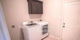 1870 Oakwood Dr. Gallery 10