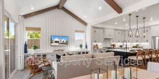 9001 Ventura Street Gallery 13