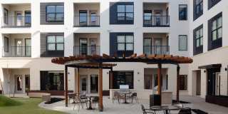 120 & 220 Bend Gallery 46