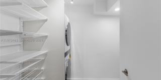 101 Ocean Lane Dr Gallery 24