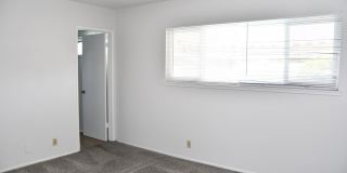 522 East Collins Gallery 51