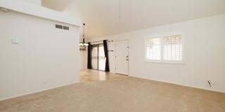 3807 N 30th Street Gallery 10