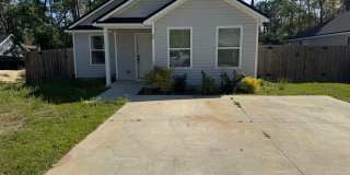 Attention to Detail Sets this 3/2 Rental Apart in Wakulla Gallery 1