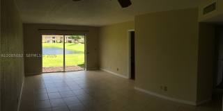 909 Twin Lakes Dr Gallery 1