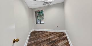 2141 WISCONSIN Avenue NW Gallery 12