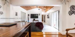 753 NE 81st St Gallery 20
