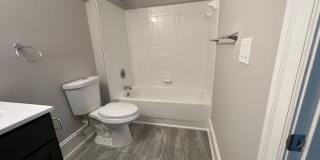 306 W Franklin Gallery 75