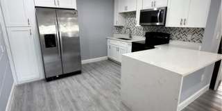 4375 Golden Gate Pkwy Gallery 2
