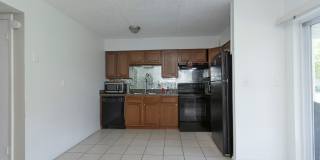 Royal Estates Gallery 54