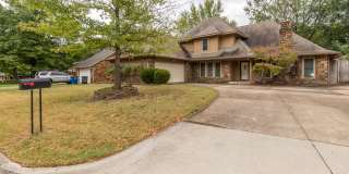 4 Bed | 3 Bath in South Tulsa! Gallery 1