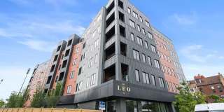 Brighton 2 Bed – Garage Parking – Laundry in Unit – No Fee – 9/1 Gallery 9