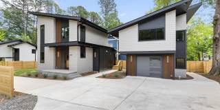 418 E Hammond Street Gallery 1