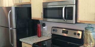 Pinnacle at Galleria Luxury Apartments Gallery 20