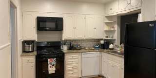 2807 Elgin Avenue Gallery 2