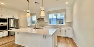 BRAND NEW 4 BED, 3.5 BATHS, 2070 SQ FT TOWNHOME BY KH HOMES Gallery 13