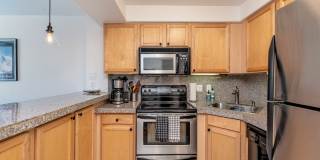 1833 North Williams Street - 504 Gallery 5