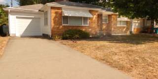 Very nice 3 bedroom house available for rent near Mercy Hospital Very nice 3 bedroom house available for rent near Mercy Hospital Gallery 1