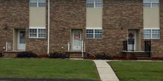 BRICK CONDO OFF VOLUNTEER PARKWAY CONVENIENT TO ALL OF THE TRI-CITIES, Gallery 1