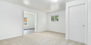 850 W CHENANGO AVE Gallery 17