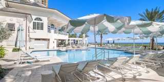 16047 Collins Avenue Gallery 21