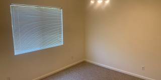 Peccole Ranch 4 Bedroom Home- LOCATION !!!! Gallery 11
