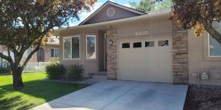 Move-in Ready 2-Bed, 2-Bath Townhome in Desirable Garden Grove Subdivision Gallery 1