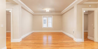 1369 Hyde Gallery 1