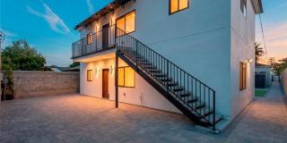 11112 Emelita Street 1/2 Gallery 2