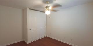 190 Barrington Drive E Gallery 13