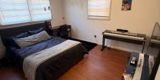 Pre Leasing for fall 2026! 5 bedroom 2 bath by LCU! Gallery 6