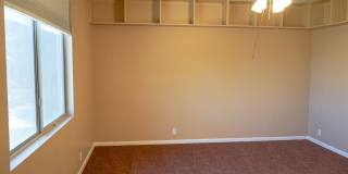 541 N DANIELSON Way Gallery 48