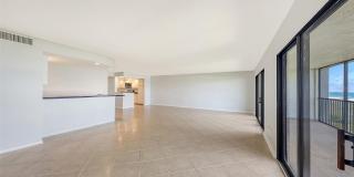 420 BEACH Road Gallery 6