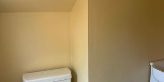 Brick 4 Bedrooms house is South Euclid With 2 Cars Detached Garage for Rent Gallery 37